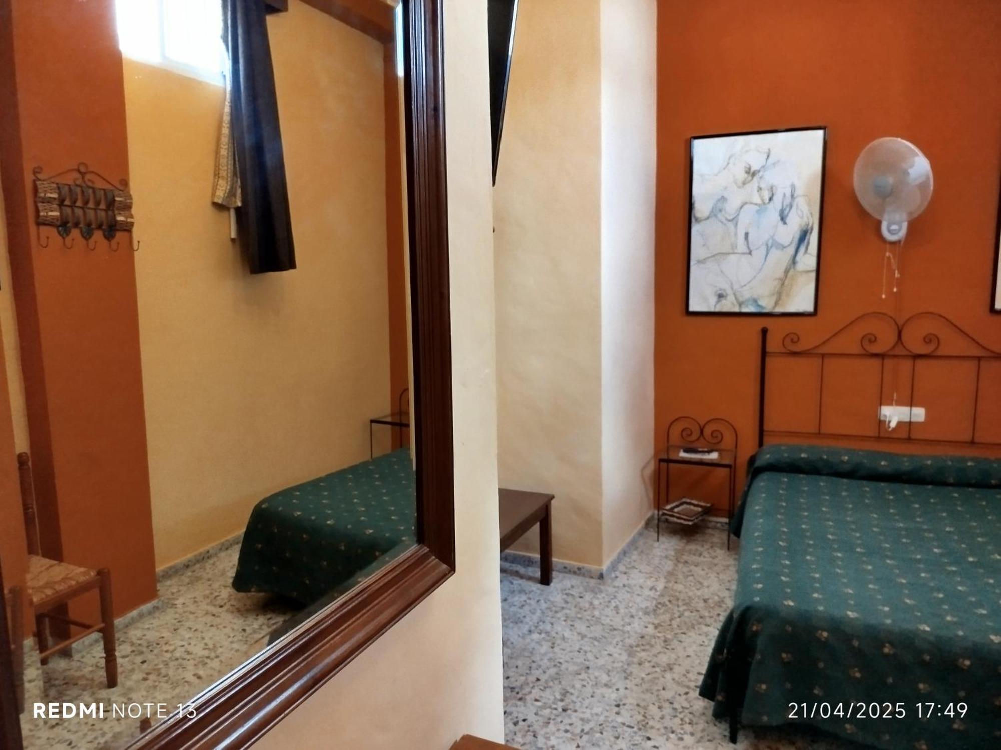 Hostal Manolo El Puerto de Santa María Habitación foto